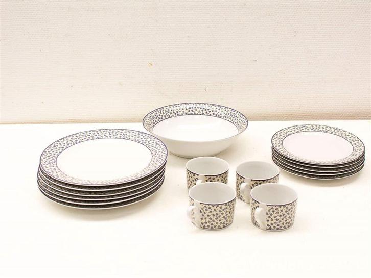 15 delig servies 20333, Huis en Inrichting, Keuken | Servies, Gebruikt, Bord(en), Overige stijlen, Porselein, Ophalen of Verzenden
