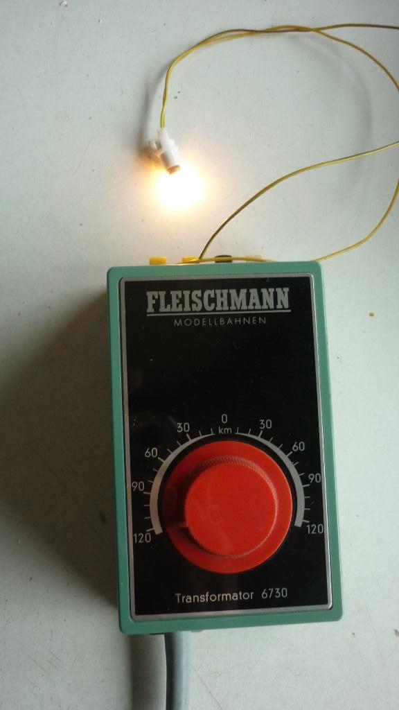Fleischmann 6730 transformator, Hobby en Vrije tijd, Modeltreinen | H0, Gebruikt, Transformator of Voeding, Gelijkstroom, Fleischmann