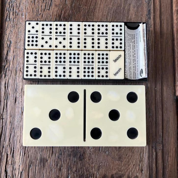 Vintage dominospel, Peri, 56 stenen, kunststof, Antiek en Kunst, Curiosa en Brocante, Ophalen of Verzenden