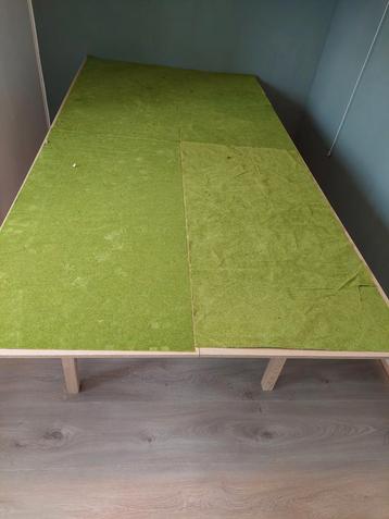 Zelfgemaakte tafel voor modelspoor  beschikbaar voor biedingen