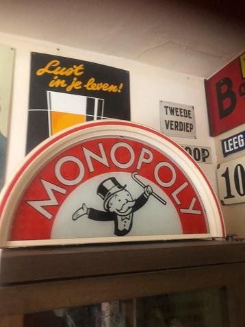 Monopoly lichtbak werkt goed. beschikbaar voor biedingen