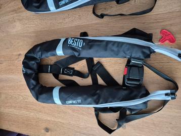 Automatische reddingsvesten Besto Comfort Fit 180n  beschikbaar voor biedingen