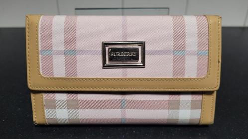 Burberry Bi-fold lila portemonnee, Sieraden, Tassen en Uiterlijk, Portemonnees, Gebruikt, Overige merken, Paars, Ophalen of Verzenden