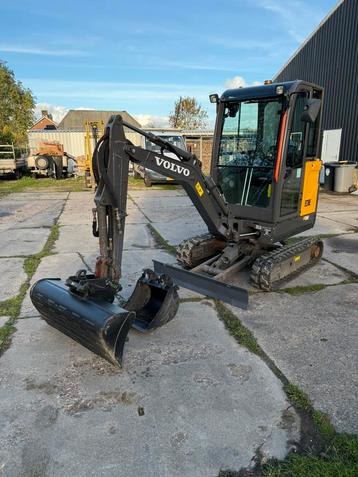 Volvo EC18E 2021 810uur snelwissel 2x nieuwe bak minigraver beschikbaar voor biedingen