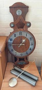 Antieke Tempus Fugit Wandklok moet naar de klokken maker, Antiek en Kunst, Ophalen