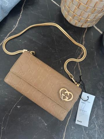Gucci wallet beschikbaar voor biedingen