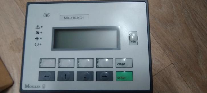 Moeller MI4-110-KC1 Bedieningspaneel, Hobby en Vrije tijd, Elektronica-componenten, Ophalen of Verzenden