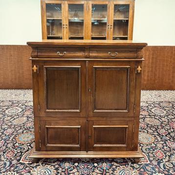 Klassiek Engelse Dressoir met Inlegwerk beschikbaar voor biedingen