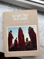 Before They Pass Away - Hannelore Vandenbussche, Ophalen of Verzenden, Gelezen, Fotografie algemeen