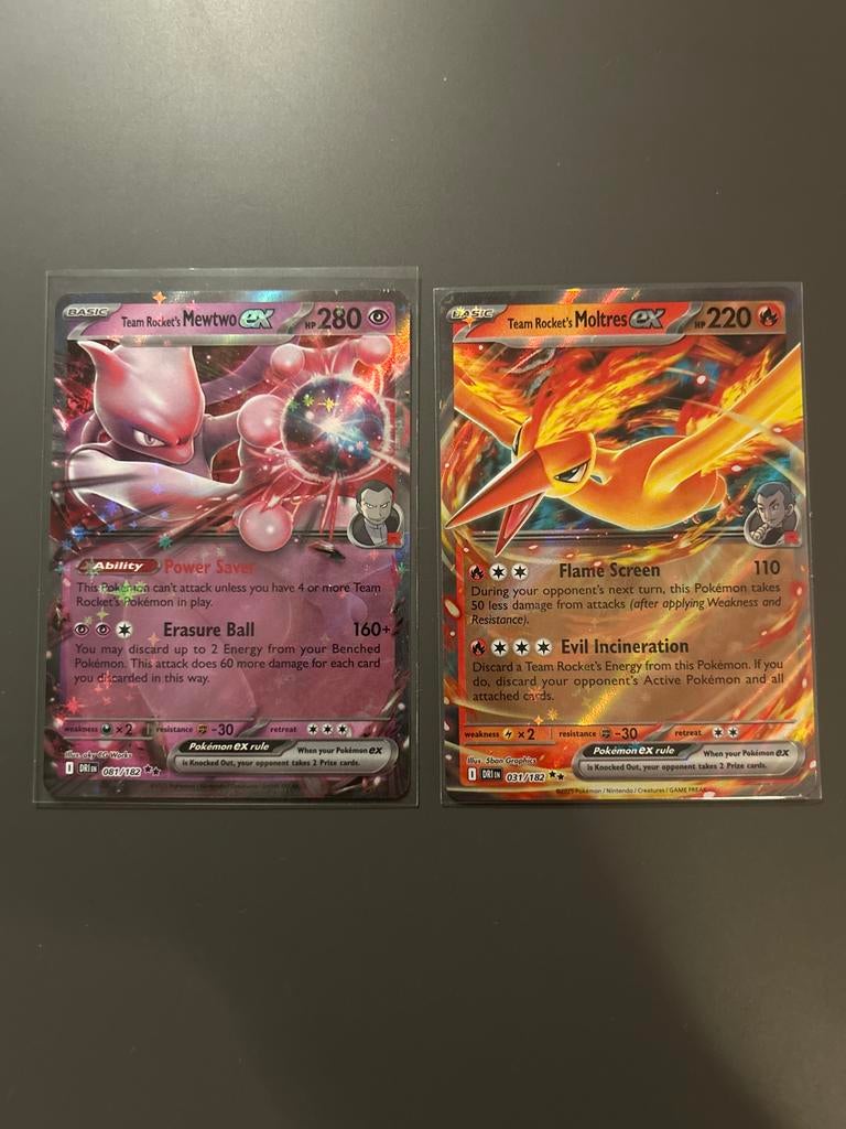 Pokémon TCG - Team Rocket's Mewtwo & Moltres EX, Ophalen of Verzenden, Zo goed als nieuw, Losse kaart, Foil