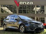 Chrysler Pacifica 3.6 Plug-in Hybride LIMITED (bj 2018), Gebruikt, Beige, 2337 kg, 7 stoelen