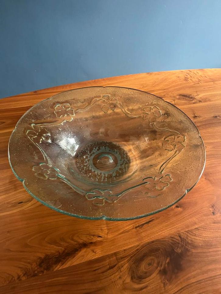 Vintage Glazen Schaal Bloemmotief 44cm, Antiek en Kunst, Antiek | Schalen, Ophalen of Verzenden