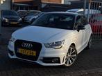 Audi A1 Sportback 1.2 TFSI S-Line | Navigatie | 17” LMV |, Auto's, Voorwielaandrijving, Euro 5, Zwart, 4 cilinders