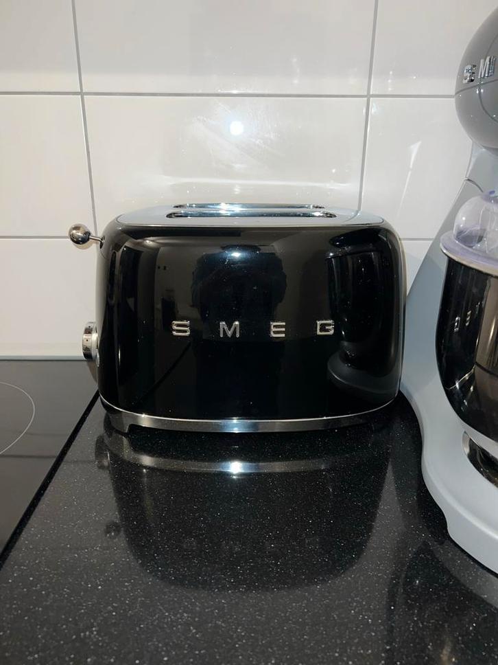 SMEG Broodrooster Zwart - Zo Goed Als Nieuw!, Witgoed en Apparatuur, Broodroosters, Zo goed als nieuw, Uitneembare kruimellade