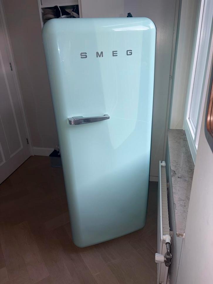 SMEG Koelkast - Mintgroen - nieuwste model, Witgoed en Apparatuur, Koelkasten en IJskasten, Gebruikt, Met vriesvak, 200 liter of meer