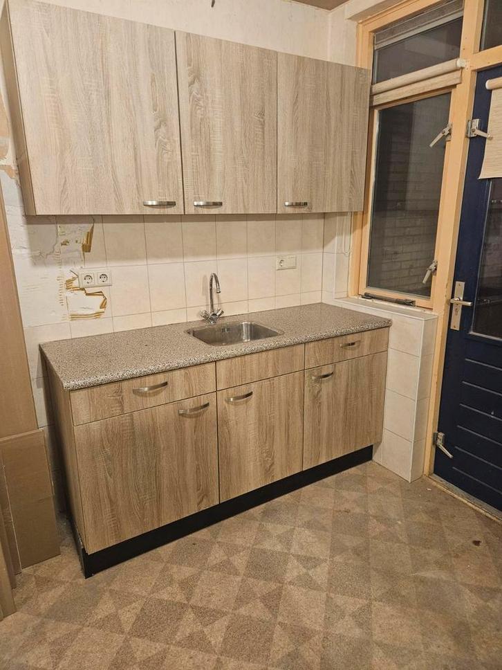 Z.g.a.n. keuken uit 2025, Huis en Inrichting, Keuken | Complete keukens, Zo goed als nieuw, Enkelwandige keuken, Ophalen