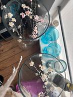 Twee grote vazen, Overige kleuren, Ophalen of Verzenden, 75 cm of meer, Glas