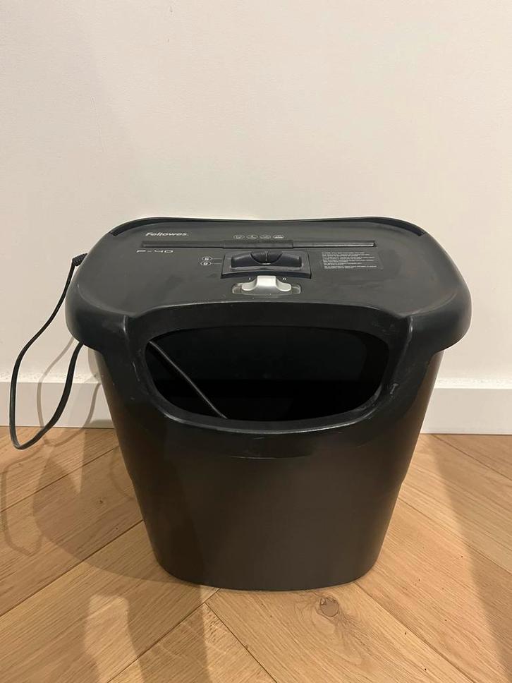 Fellowes P40 Papierversnipperaar, Diversen, Papierwaren, Gebruikt, Ophalen of Verzenden