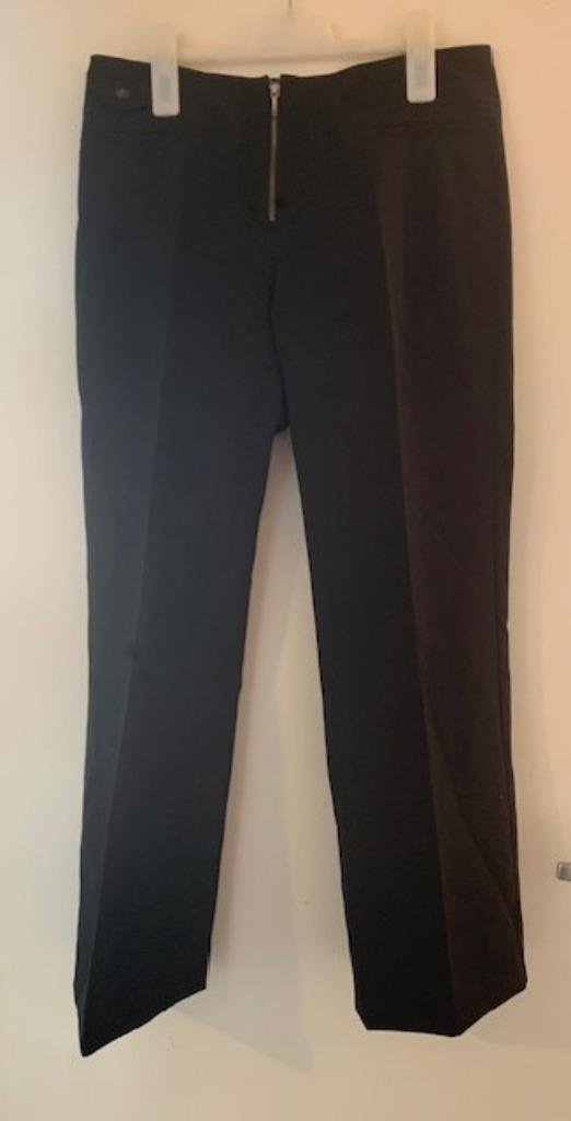 Zwarte broek van MNG. Maat L, Kleding | Dames, Broeken en Pantalons, Zo goed als nieuw, Maat 38/40 (M), Zwart, Lang, Ophalen of Verzenden
