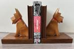 Houten boekensteunen met terriër hond 1960's, Boekensteun, Ophalen of Verzenden, Zo goed als nieuw