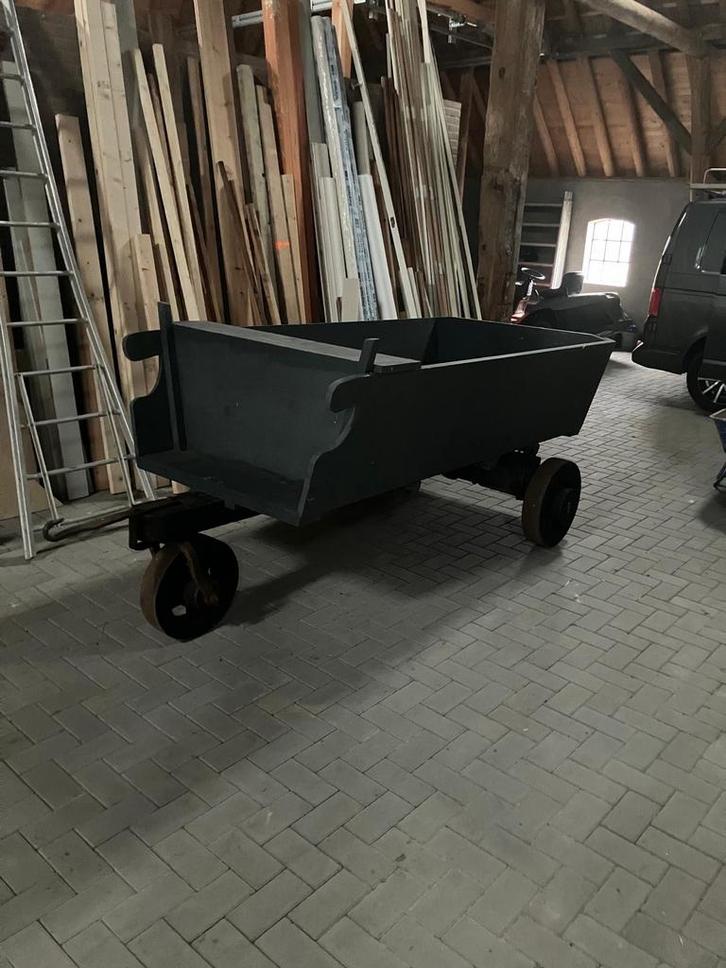 Authentieke Kar - Decoratief & Functioneel, Tuin en Terras, Kruiwagens, Zo goed als nieuw, Handmatig, Ophalen