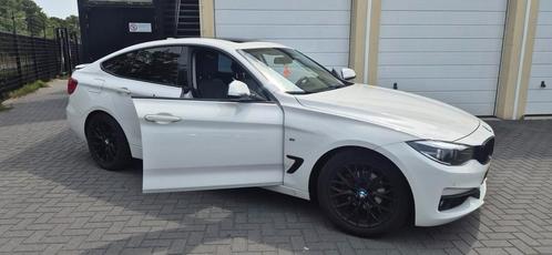 BMW 3-Serie GT 320i Xdrive 184pk Aut 2017 Wit PANO Schuifdak, Auto's, BMW, Particulier, 3-Serie GT, Benzine, B, Hatchback, Automaat