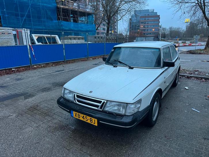 Saab 900 2.0 C HB 1989 Wit, Auto's, Saab, Particulier, Saab 900, Benzine, Hatchback, Handgeschakeld, Origineel Nederlands, Wit