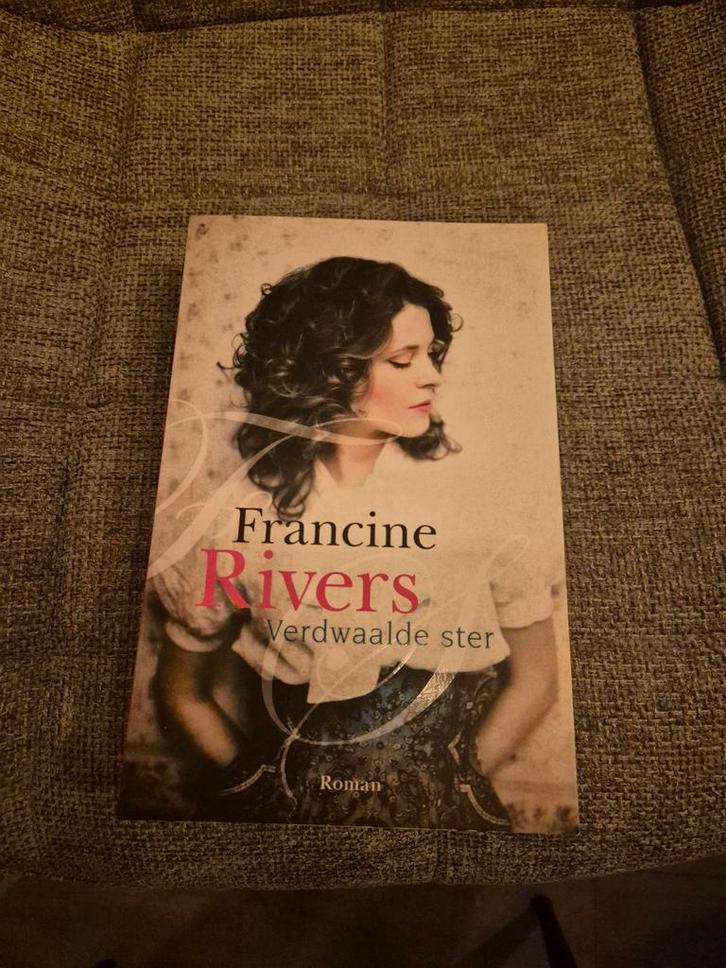 Francine Rivers - Verdwaalde ster, Boeken, Literatuur, Zo goed als nieuw, Ophalen of Verzenden