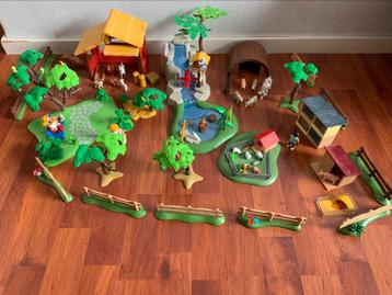Playmobil kinderboerderij met waterval beschikbaar voor biedingen