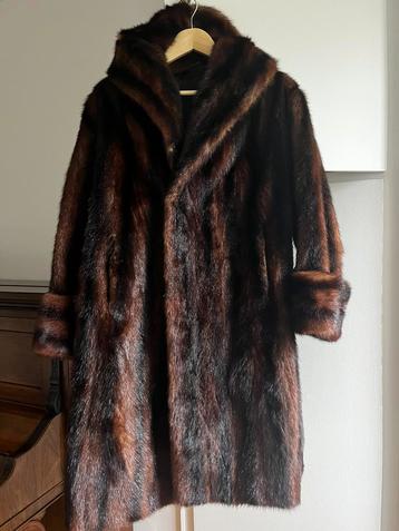 Prachtige winterjas warme bontjas medium/large nerts, vison beschikbaar voor biedingen