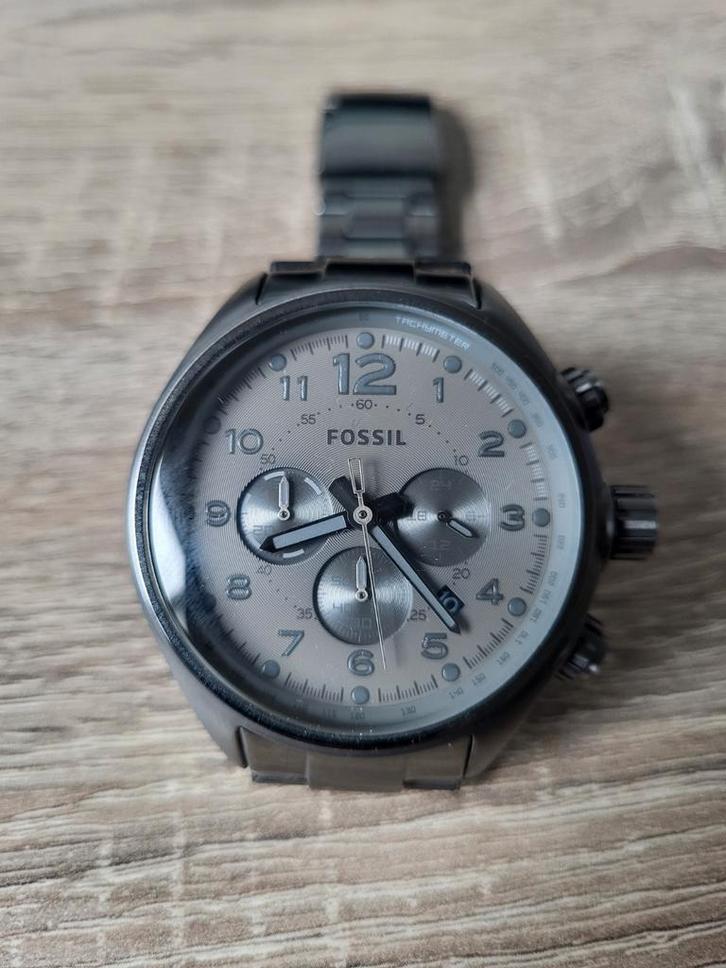 Fossil
Flight heren horloge Grey/Steel Ø46 mm, Sieraden, Tassen en Uiterlijk, Horloges | Heren, Zo goed als nieuw, Polshorloge