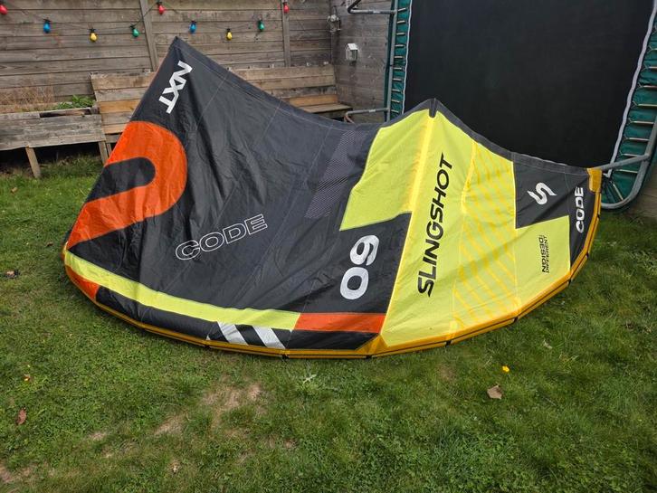 Slingshot NXT 9m², Watersport en Boten, Kitesurfen, Zo goed als nieuw, Geen board, Ophalen of Verzenden