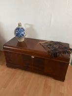 Vintage Lane mahonie fineer rode cedar houten dekenkist, Ophalen, Minder dan 50 cm, Gebruikt, 100 tot 150 cm