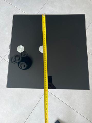 Hoek tafel/ bijziettafel beschikbaar voor biedingen