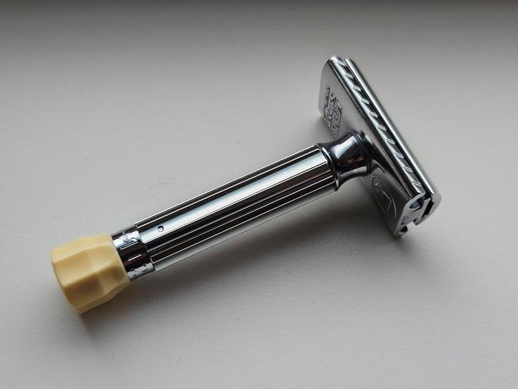 Merkur Progress Scheermes, Sieraden, Tassen en Uiterlijk, Uiterlijk | Lichaamsverzorging, Gebruikt, Bad & Douche, Ophalen of Verzenden