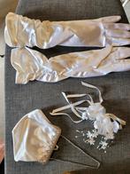 handschoenen, tasje, haarkam, Kleding | Dames, Trouwkleding en Trouwaccessoires, Ophalen of Verzenden, Zo goed als nieuw, Accessoires