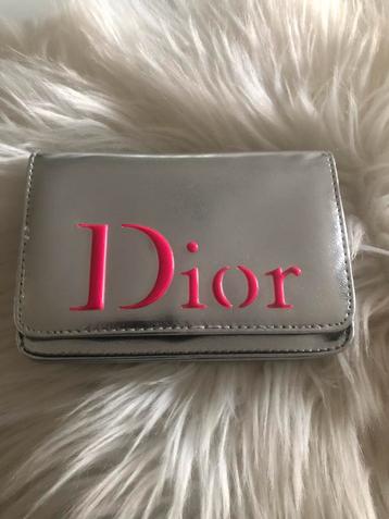 Dior Make-up -tas beschikbaar voor biedingen