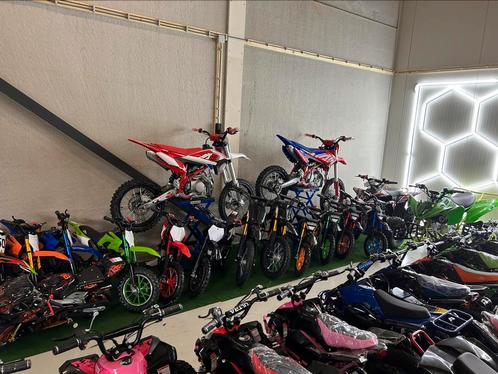 Nieuwe kinder quad crosser. Electrisch of benzine, Kinderen en Baby's, Speelgoed | Buiten | Accuvoertuigen, Nieuw, Ophalen