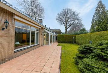 Terrastegels 40x40cm beschikbaar voor biedingen