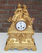 Antieke vuur vergulde pendule uit 1858, Ophalen