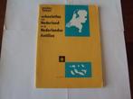 Schoolatlas van Nederland en de Nederlandse Antillen 1976, Nederland, Zo goed als nieuw, Verzenden