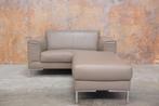 Als NIEUW! leren Design on Stock Aikon loveseat met hocker