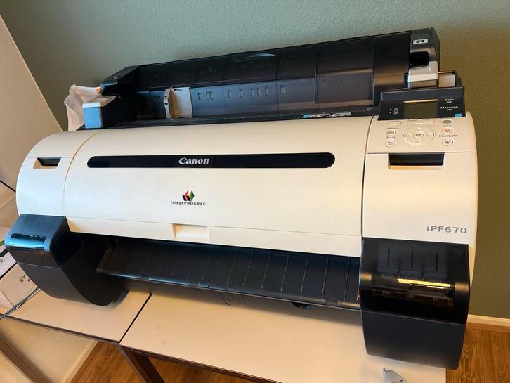 Plotter Canon imagePROGRAF iPF670 Grootformaat Printer, Computers en Software, Printers, Gebruikt, Printer, Inkjetprinter, Kleur printen