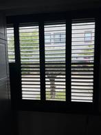 Zwarte shutters Veneta 3 jaar oud, Huis en Inrichting, Stoffering | Gordijnen en Lamellen, Ophalen, Gebruikt, Zwart, 150 tot 200 cm