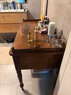 Antiek kastje, Ophalen