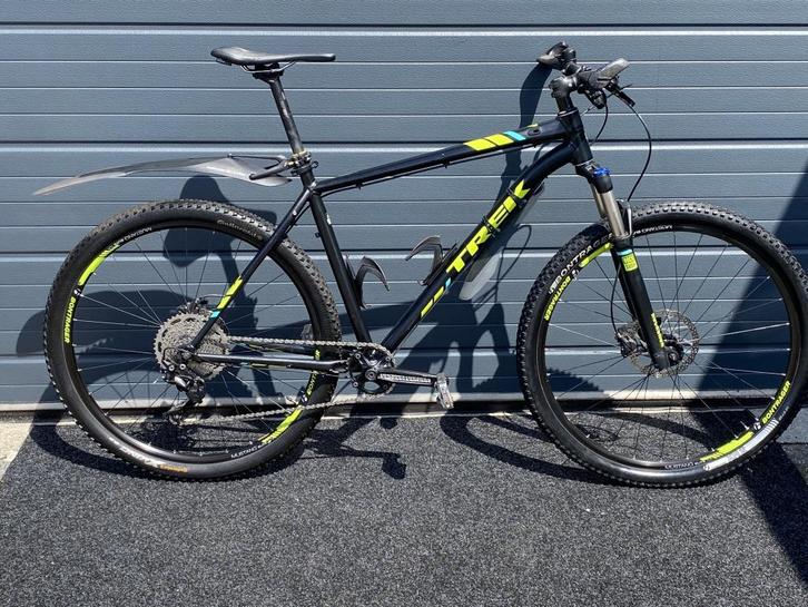 trek  x-caliber 9    52cm  compleet met accessoire, Fietsen en Brommers, Fietsen | Mountainbikes en ATB, Gebruikt, Heren, Trek