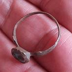 Bodemvondst Friesland: Eeuwenoude Bronzen Ring, Antiek en Kunst, Verzenden