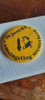 Vintage  button, anti  kernwapens., Ophalen of Verzenden, Zo goed als nieuw, Overige onderwerpen