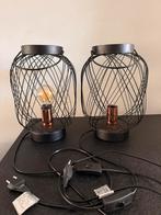 Tafellampjes/nachtkastlampjes 2x zwart metaal, Huis en Inrichting, Lampen | Tafellampen, Ophalen, Zo goed als nieuw, Metaal, Minder dan 50 cm