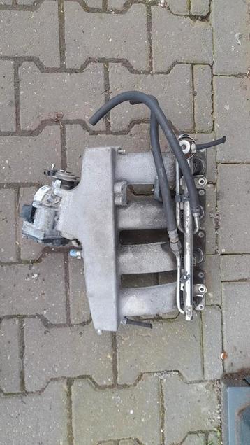 Inlaatspruitstuk met gasklep/ injectoren 1.8 20vt VW/Audi